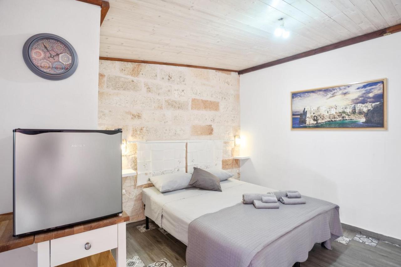 Апартаменти Tiny House 19 Terrace Aparment Поліньяно-а-Маре Екстер'єр фото