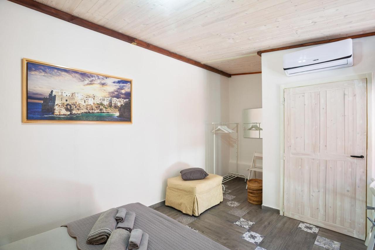Апартаменти Tiny House 19 Terrace Aparment Поліньяно-а-Маре Екстер'єр фото