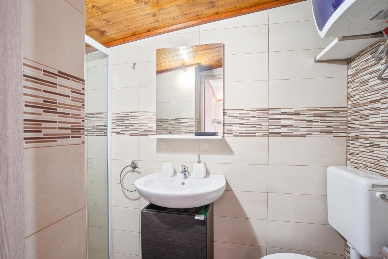 Апартаменти Tiny House 19 Terrace Aparment Поліньяно-а-Маре Екстер'єр фото